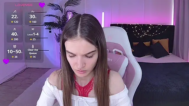 Snapshot of Ann_Wood chatting on 26, 6, 2026 Ann Wood online show from 26, 6, 2026