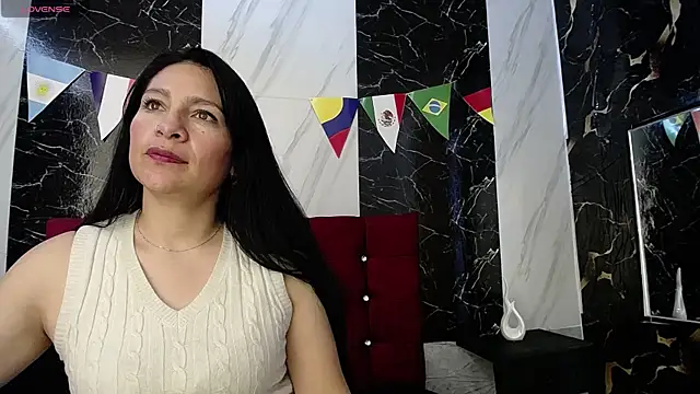 Snapshot of SofiaMoreno_ chatting on 17, 6, 2026 SofiaMoreno online show from 17, 6, 2026