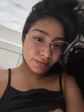 Snapshot of Linarodri chatting on 19, 7, 2026 Linarodri online show from 19, 7, 2026