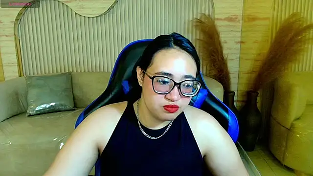 Snapshot of bunny_mich_r chatting on 20, 2, 2026 bunny mich r online show from 20, 2, 2026