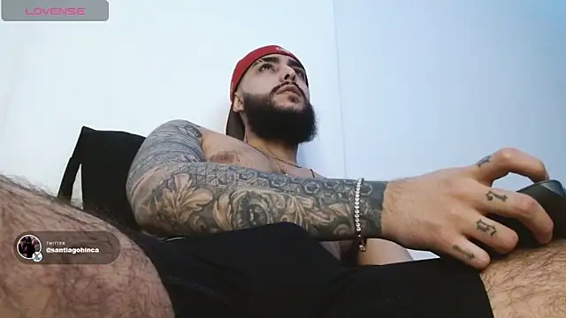 SantiagoHincapiie online show from 14, 4, 2026