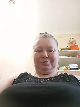 KiraStanton online show from 27, 5, 2026