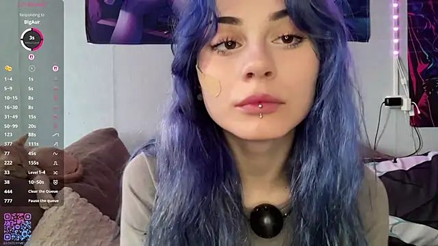 Snapshot of Emmibrilson chatting on 13, 6, 2026 Emmibrilson online show from 13, 6, 2026