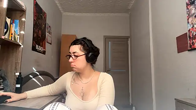 AshlynWabasha online show from 14, 3, 2026