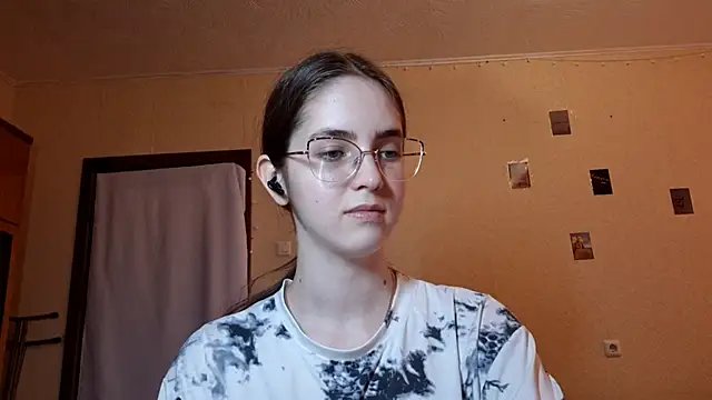 Katelemon online show from 15, 6, 2026