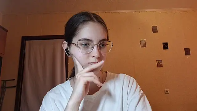 Katelemon online show from 2, 7, 2026