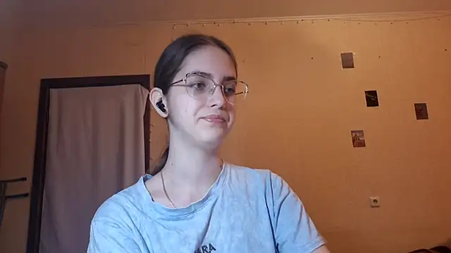 Katelemon online show from 10, 7, 2026