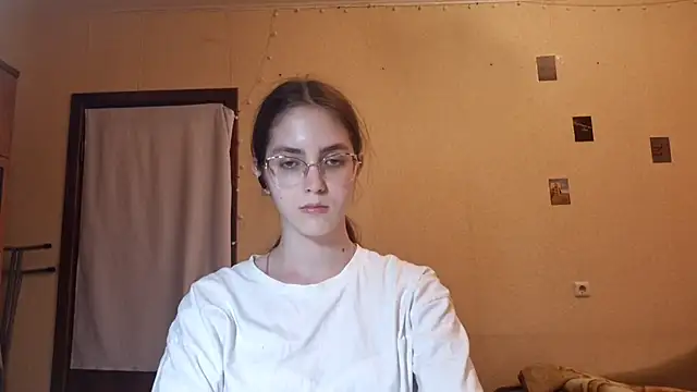 Katelemon online show from 15, 7, 2026