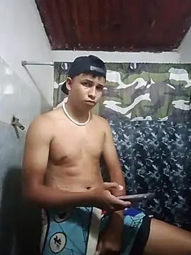 Snapshot of zeus23cm1 chatting on 25, 2, 2026 zeus23cm1 online show from 25, 2, 2026