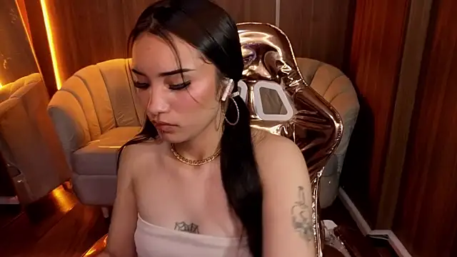 Daphne nicole b online show from 28, 3, 2026