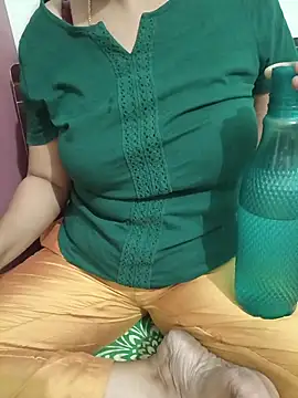 Queenlipx online show from 27, 3, 2026