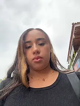 Eyssha online show from 7, 3, 2026