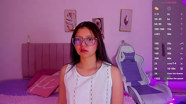 Zoow bluussh online show from 31, 3, 2026