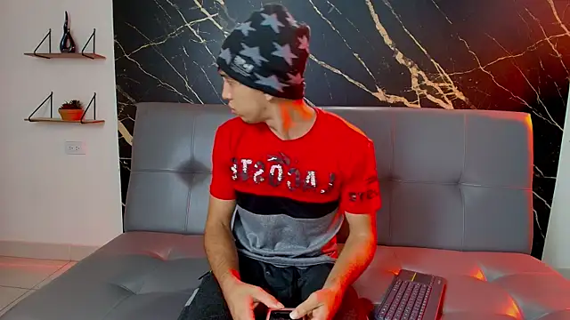 Snapshot of thiago_moreno chatting on 26, 2, 2026 thiago moreno online show from 26, 2, 2026