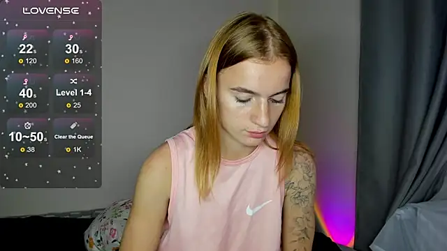 Snapshot of Stacey_Brow chatting on 14, 7, 2026 Stacey Brow online show from 14, 7, 2026