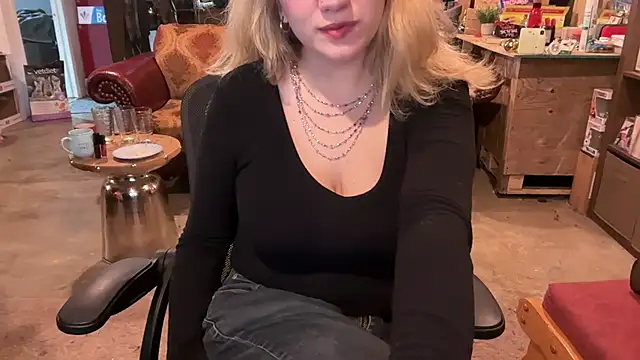 Snapshot of chatonxxx chatting on 3, 3, 2026 chatonxxx online show from 3, 3, 2026