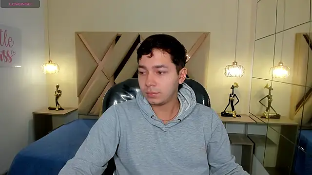 Julian Smith21 online show from 24, 2, 2026