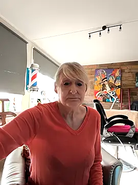 Heidiblueeyes online show from 6, 3, 2026