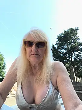 Heidiblueeyes online show from 29, 5, 2026