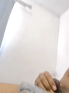 emperator13 online show from 10, 4, 2026