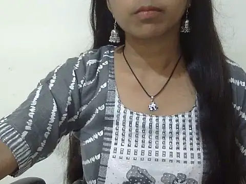 Snapshot of cute_momo_love chatting on 12, 6, 2026 cute momo love online show from 12, 6, 2026