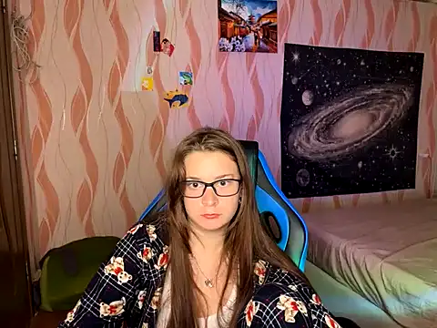 HotEmilia online show from 7, 5, 2026