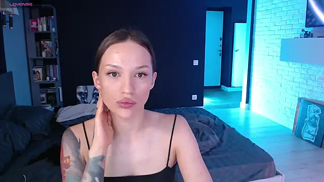Jade Amore online show from 12, 7, 2026
