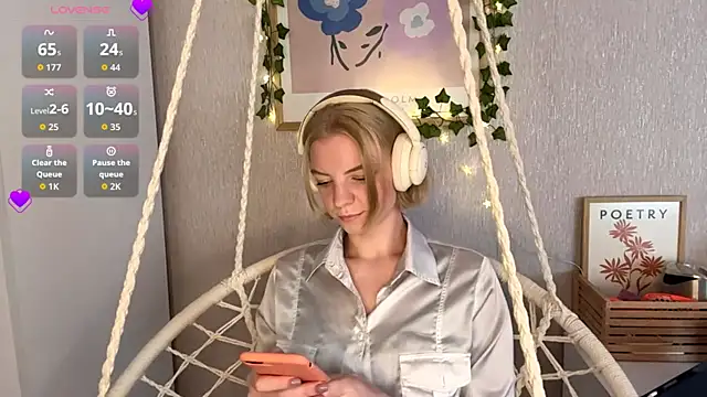 Snapshot of Marry_Sornatiko chatting on 17, 5, 2026 Marry Sornatiko online show from 17, 5, 2026