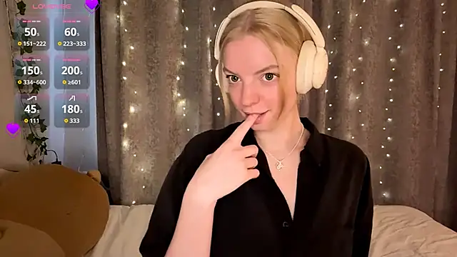 Snapshot of Marry_Sornatiko chatting on 12, 6, 2026 Marry Sornatiko online show from 12, 6, 2026