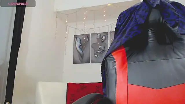 FranchescaSexy1 online show from 27, 5, 2026