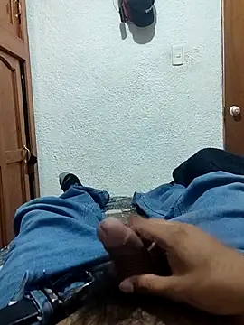Snapshot of verycock chatting on 15, 6, 2026 verycock online show from 15, 6, 2026