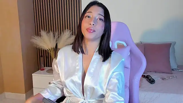 Holy Lux online show from 16, 7, 2026