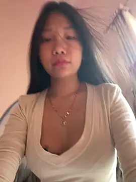 Miumieu2 online show from 12, 4, 2026