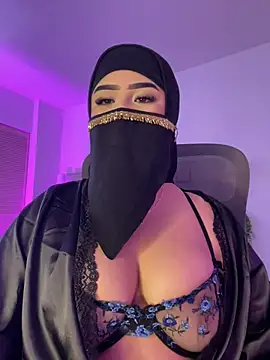 Snapshot of Yasmin_cute chatting on 6, 7, 2026 Yasmin cute online show from 6, 7, 2026
