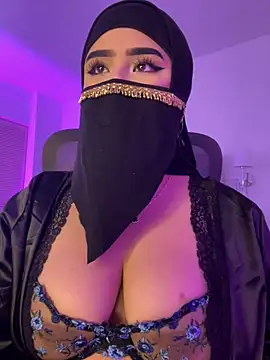 Snapshot of Yasmin_cute chatting on 13, 7, 2026 Yasmin cute online show from 13, 7, 2026