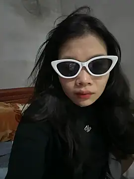 Nancyk6 online show from 8, 4, 2026