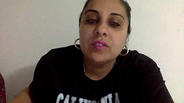 I amXenox online show from 2, 4, 2026