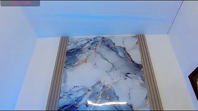 madison mujica  online show from 30, 3, 2026