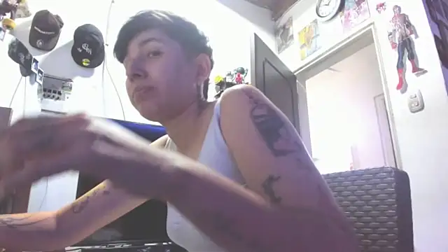 Snapshot of MIKEFONSE- chatting on 5, 3, 2026 MIKEFONSE- online show from 5, 3, 2026