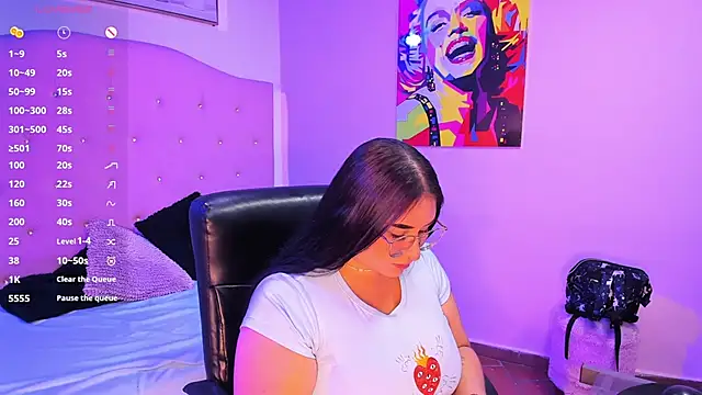 sienna cavalli online show from 24, 3, 2026