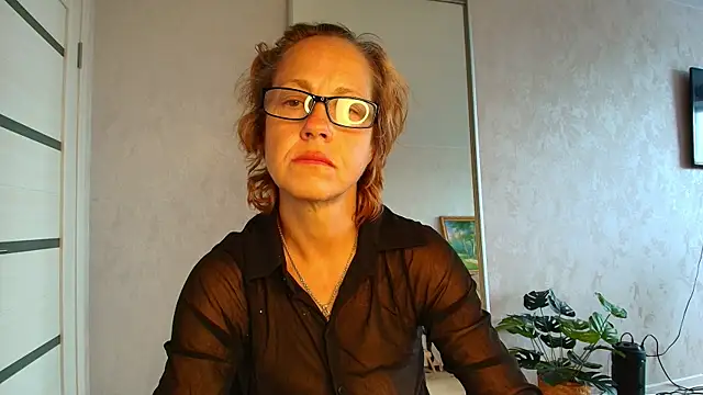 Snapshot of LioraWeiss chatting on 14, 7, 2026 LioraWeiss online show from 14, 7, 2026