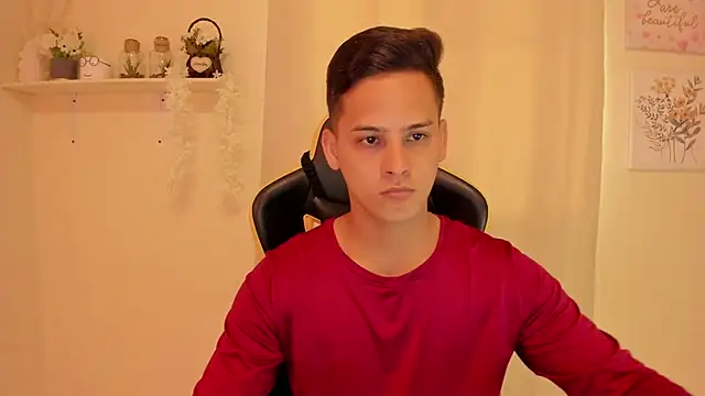 sexy andres01 online show from 10, 4, 2026