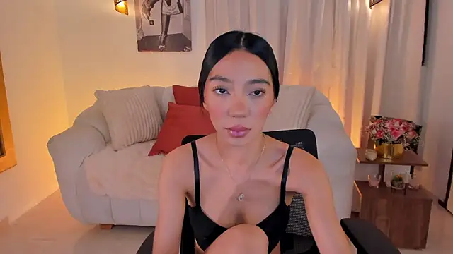 IsabellaLux  online show from 12, 4, 2026