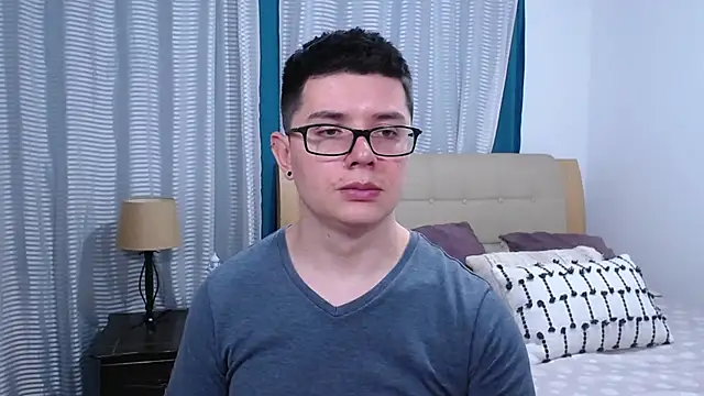 BlackFoXXX69 online show from 15, 4, 2026