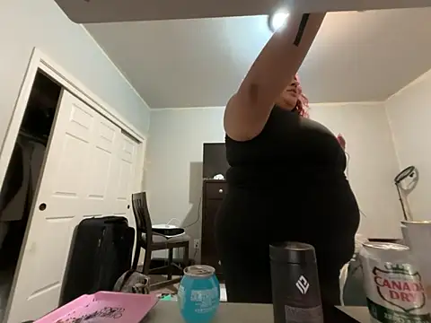 luvmesumscorpio661 online show from 16, 3, 2026