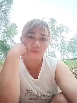 lyly sexx online show from 17, 4, 2026