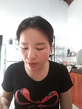 Snapshot of Ivy_Trix2 chatting on 1, 3, 2026 Ivy Trix2 online show from 1, 3, 2026