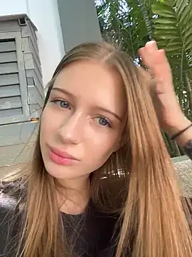 ViviennMur online show from 3, 3, 2026