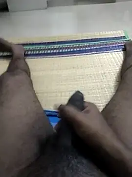 Snapshot of sathish2895 chatting on 17, 6, 2026 sathish2895 online show from 17, 6, 2026