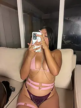 Snapshot of GeorgiaPink_ chatting on 26, 2, 2026 GeorgiaPink online show from 26, 2, 2026